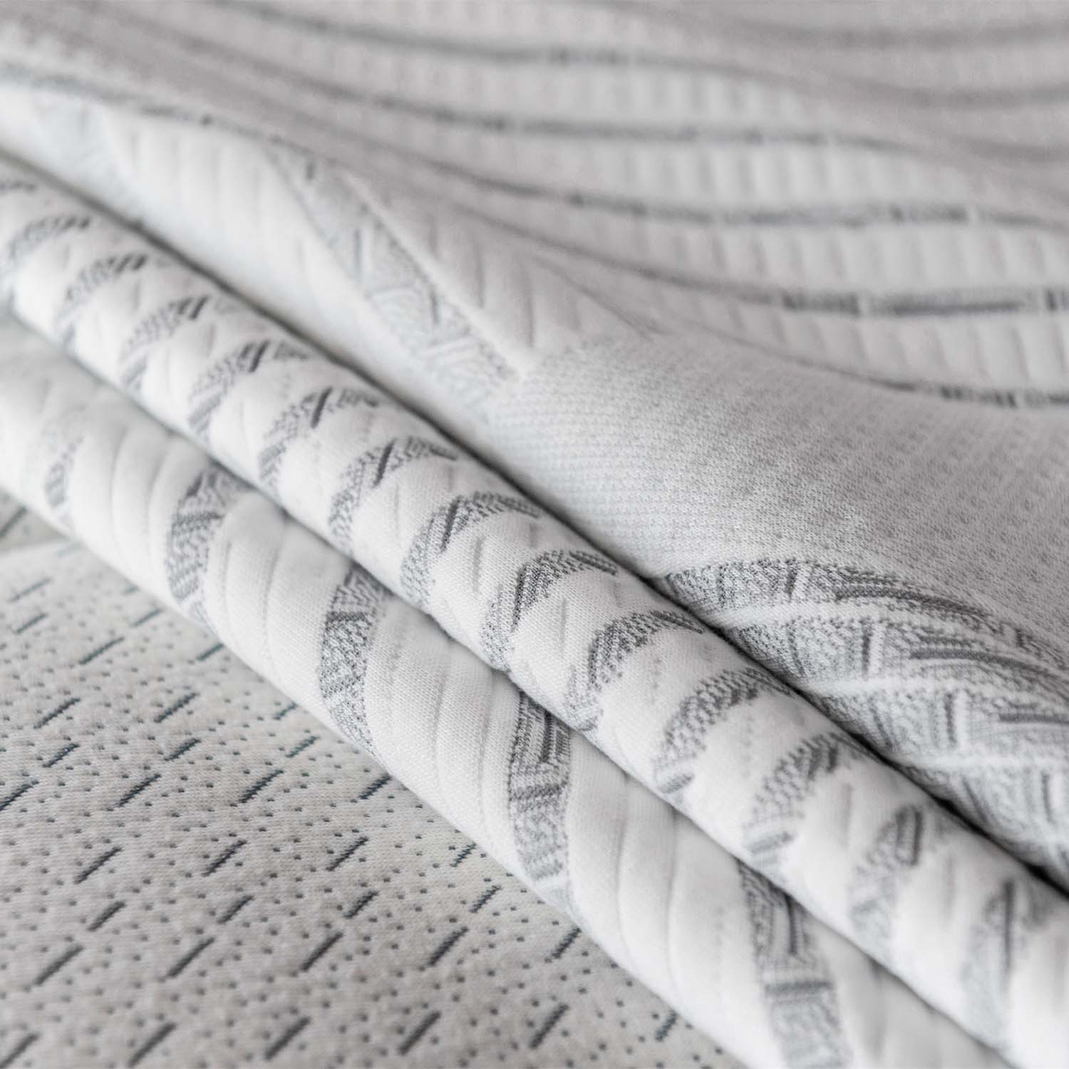 Double Jacquard Knitted 100% Polyester Mattress Fabric