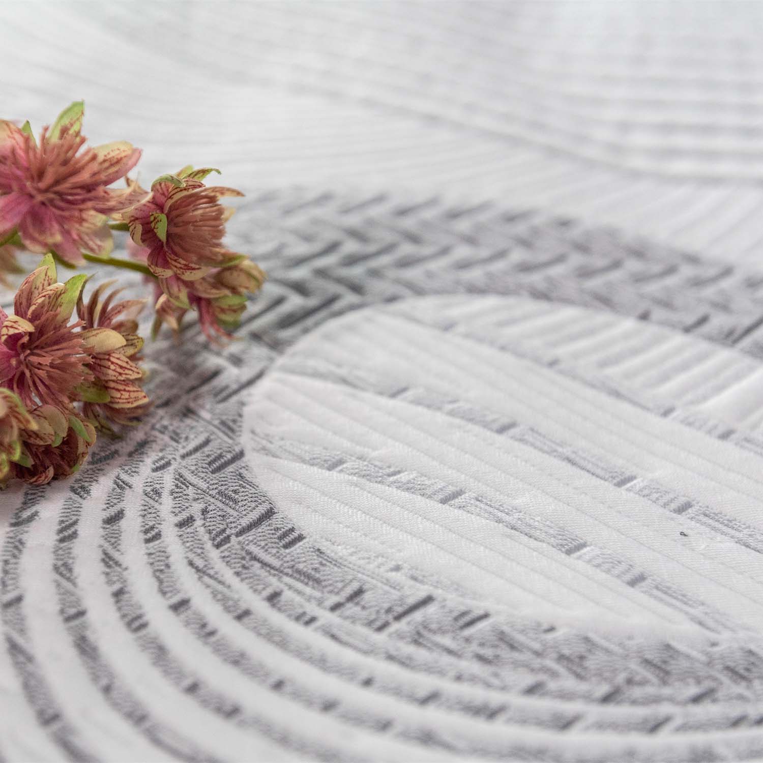 Double Jacquard Knitted 100% Polyester Mattress Fabric