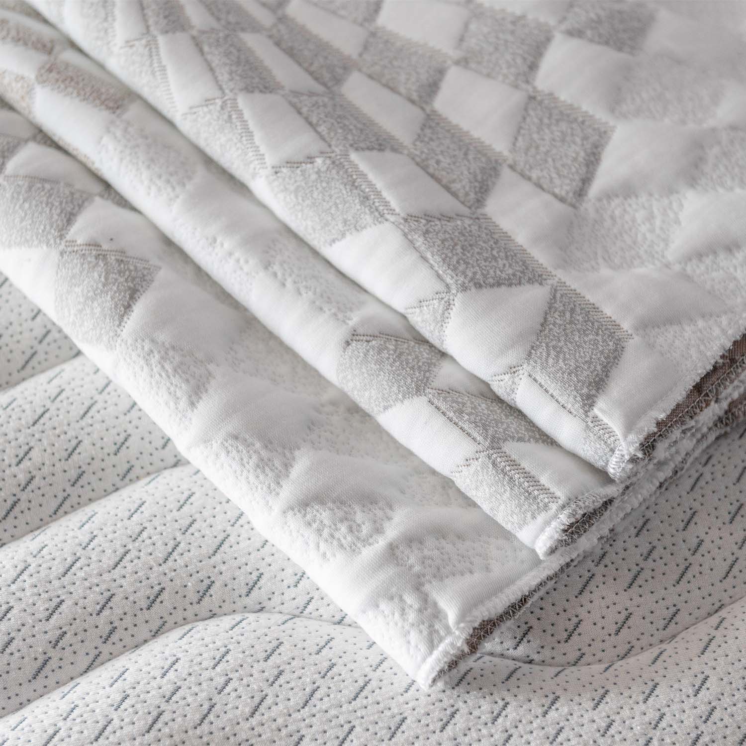 Custom Pattern Knitted Double Jacquard Breathable Fabric for Mattress