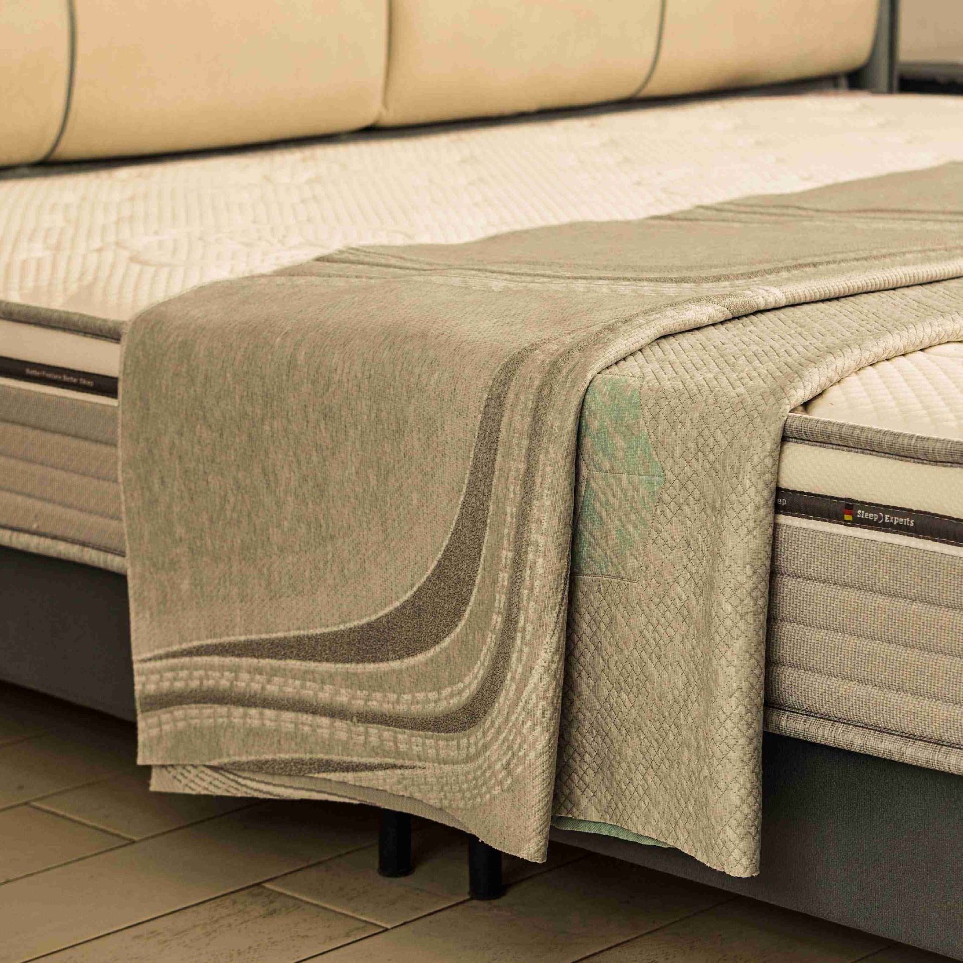 Heavy Weight Luxury Polyester Mattress Fabric