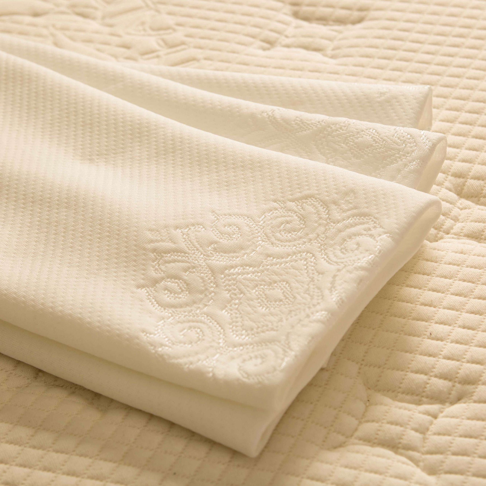 Light Weight Breathable Mattress Ticking Fabric