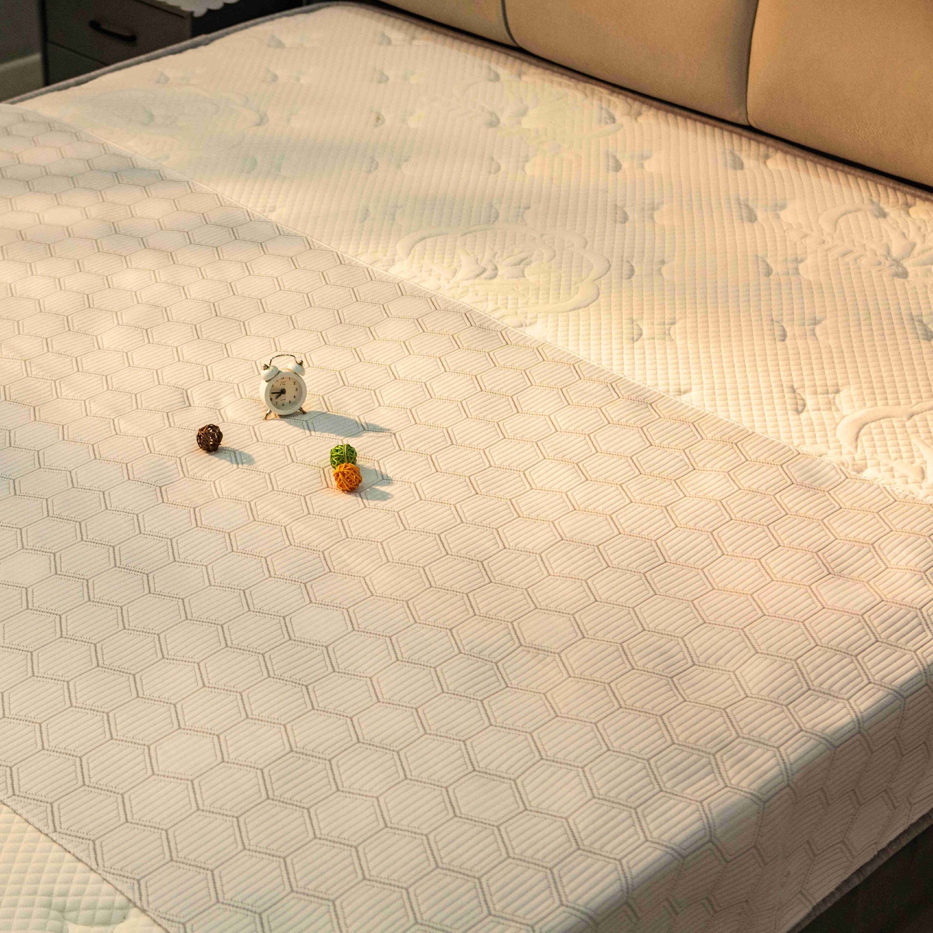 Advanced Moisture-Wicking Mattress Cooling Fabric