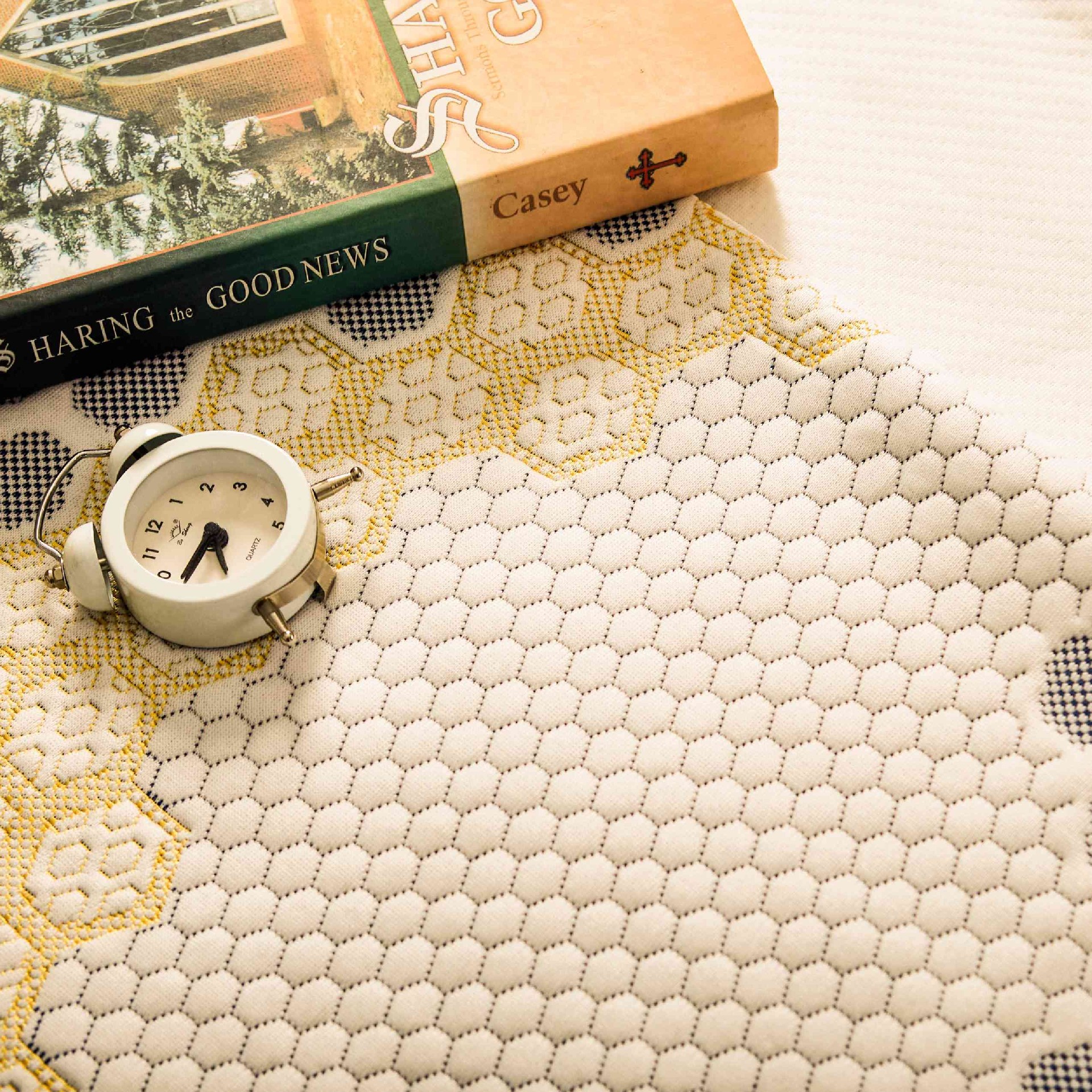 Honeycomb Heavy Weight Knitted Mattress Fabric