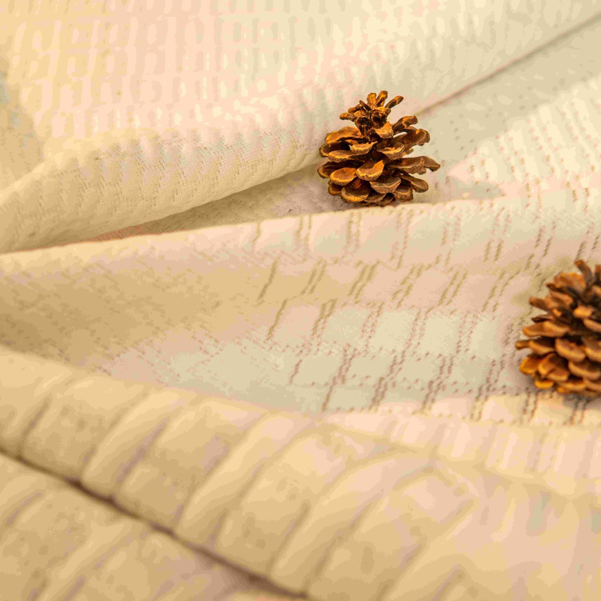 White Geometric Knitted Mattress Fabric Medium Weight Jacquard Bed Cover Fabric