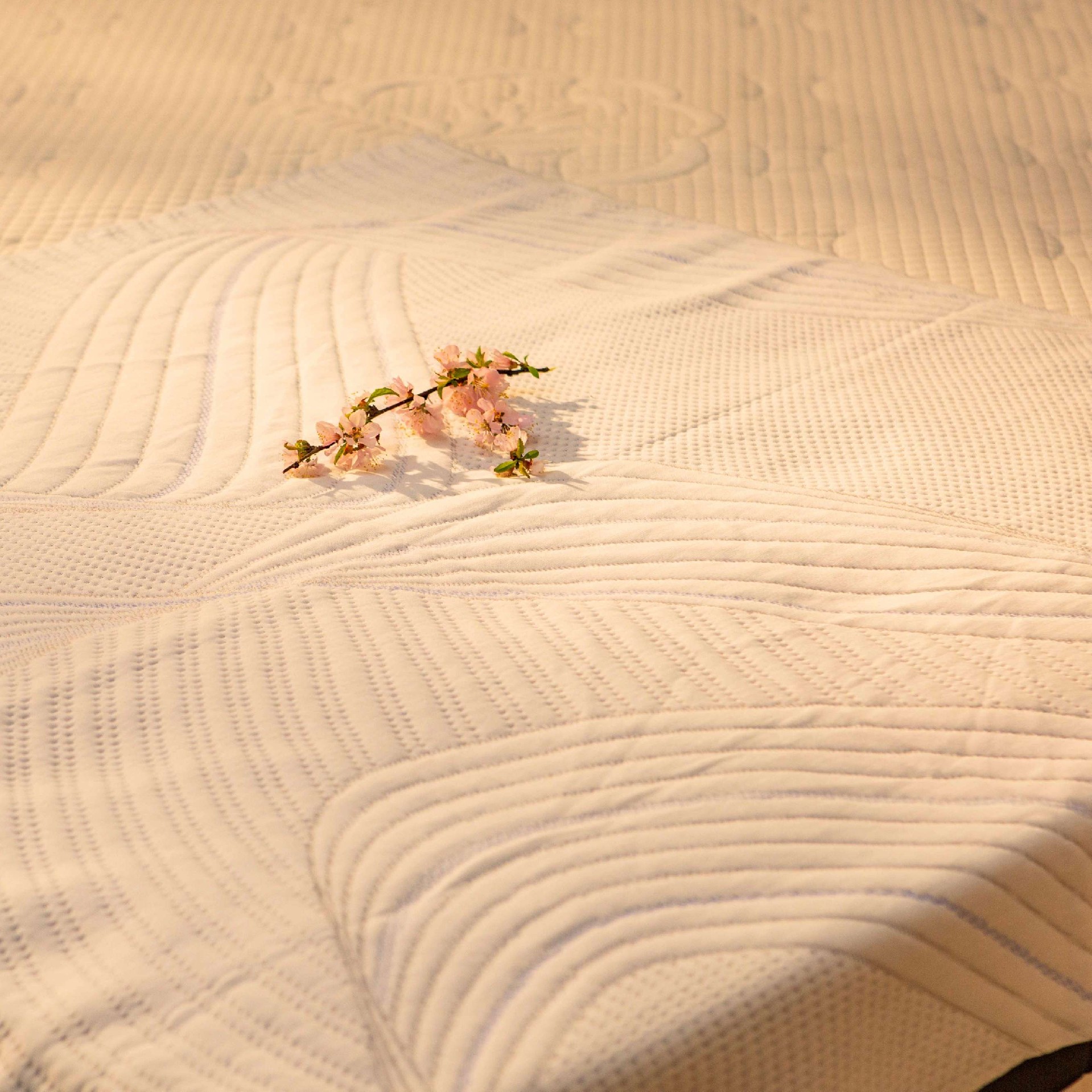 Line-Pattern Knitted Mattress Fabric | Factory-Direct Wholesale Rolls