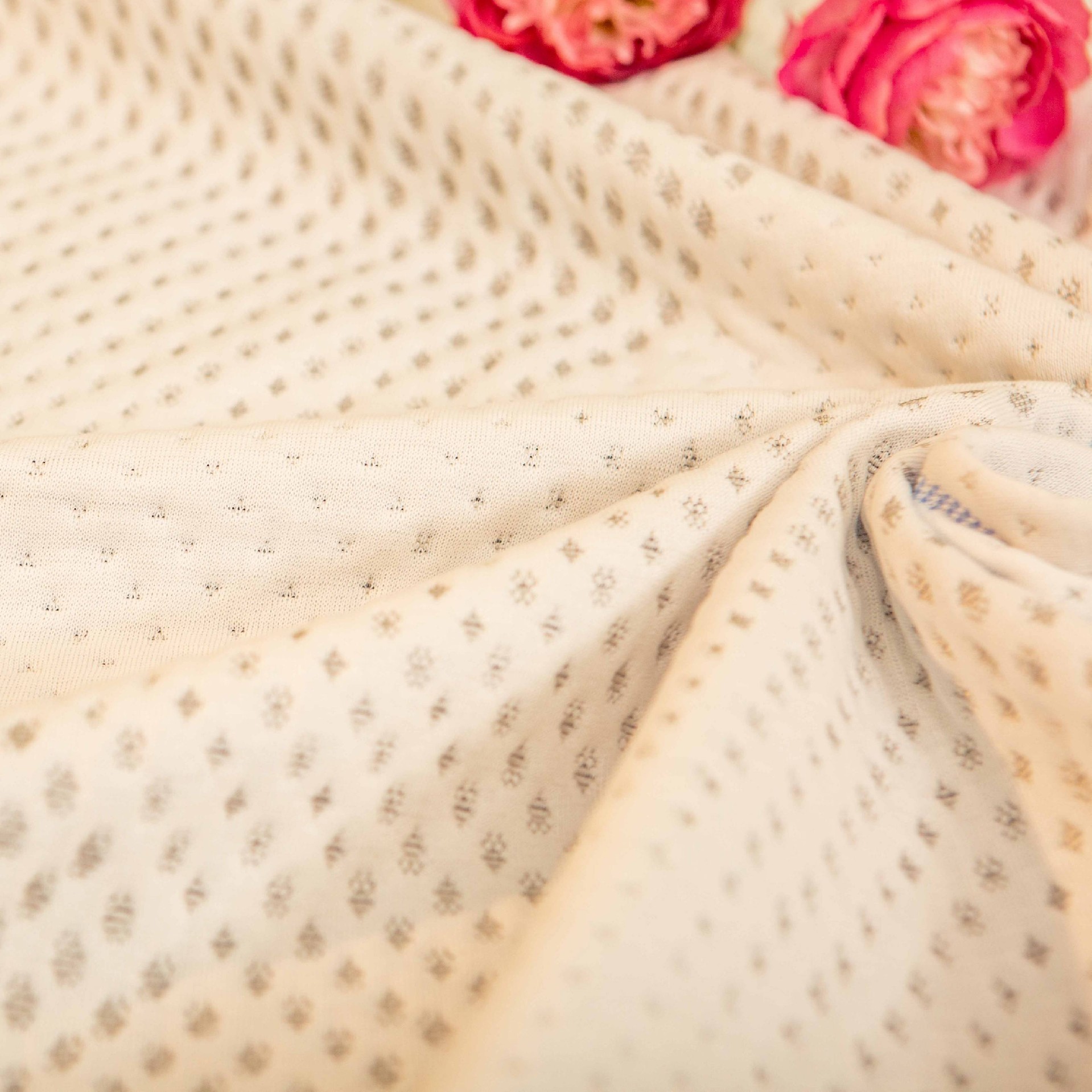 Line-Pattern Knitted Mattress Fabric | Factory-Direct Wholesale Rolls