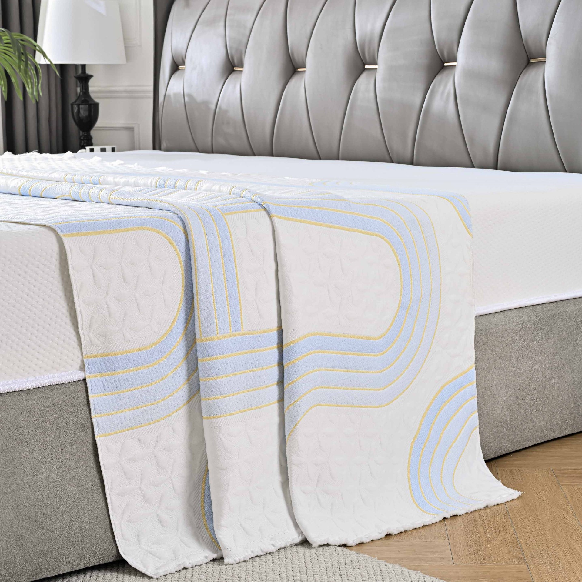 Luxury Heavyweight Double Jacquard Mattress Fabric for Premium Bedding Manufacturers