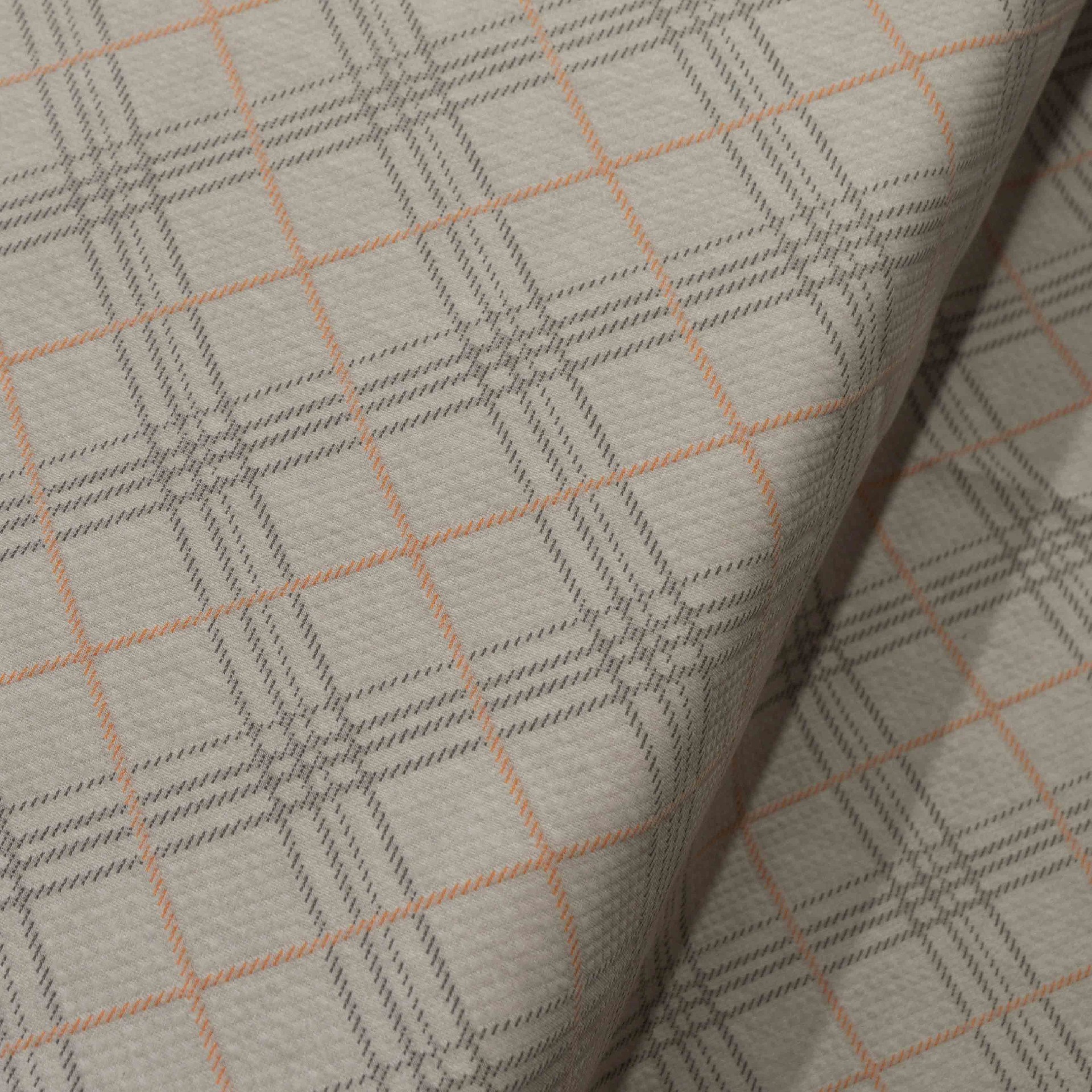 Trendy Plaid Design for High-End Mattress Manufacturers