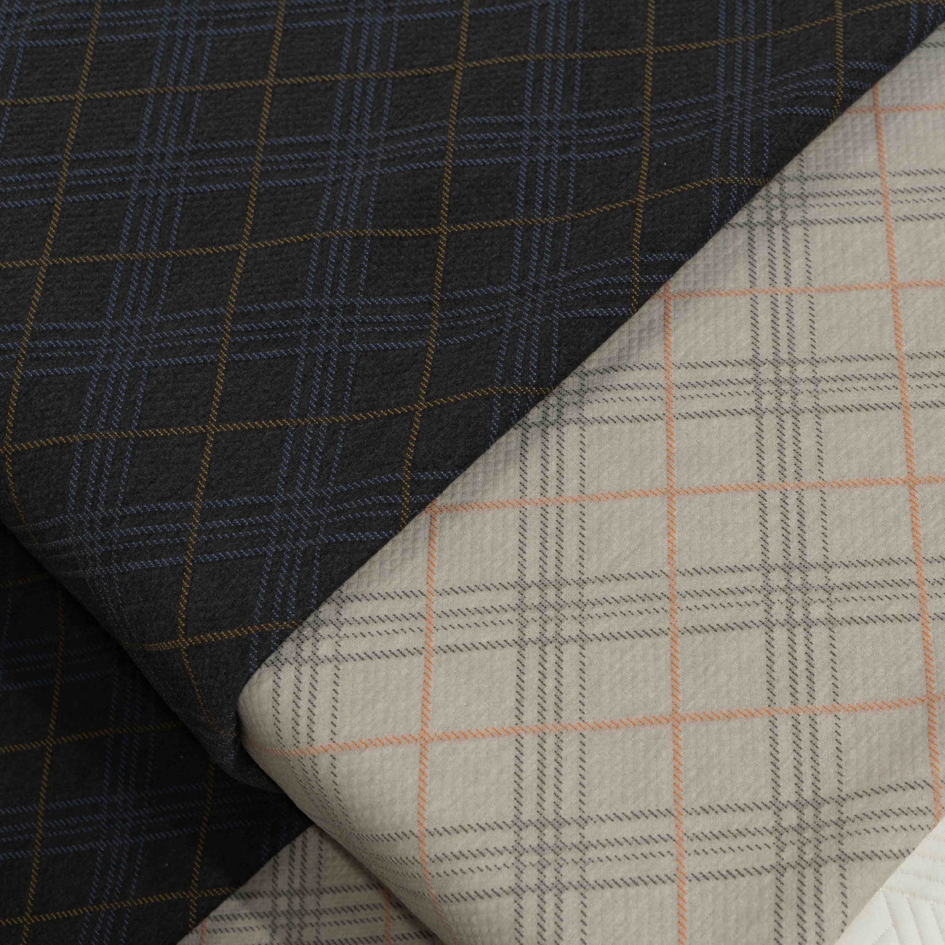 Trendy Plaid Design for High-End Mattress Manufacturers