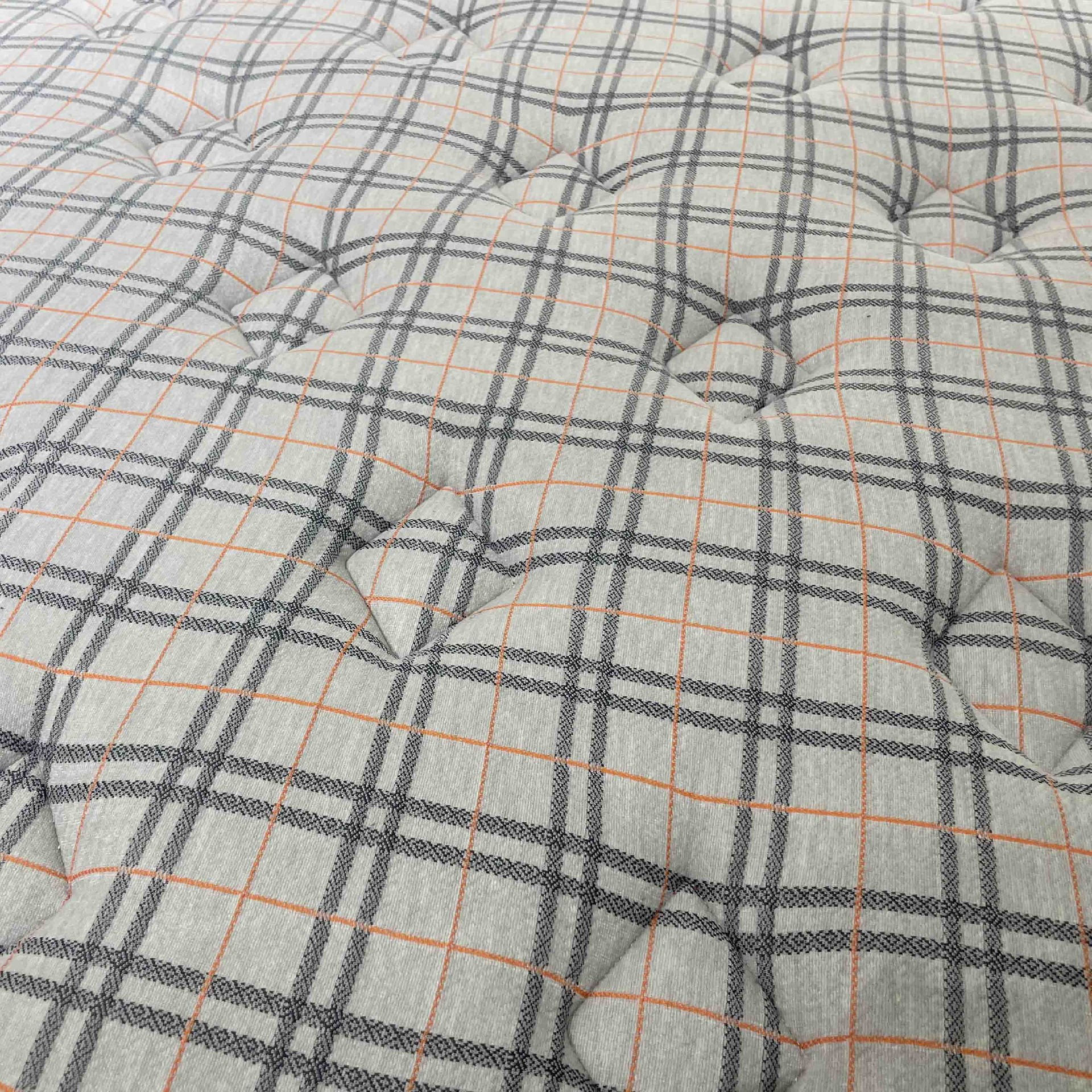 Trendy Plaid Design for High-End Mattress Manufacturers